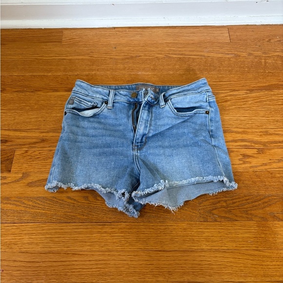 Just USA Women’s Blue Jean Shorts Size Small - Picture 1 of 4